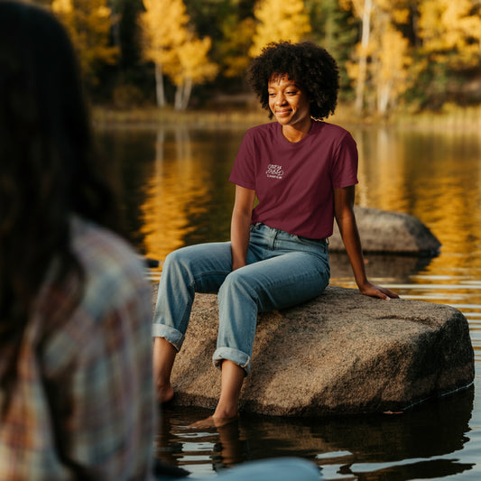 Cozy Autumn Unisex T-Shirt – Herbst, Camping & Hund