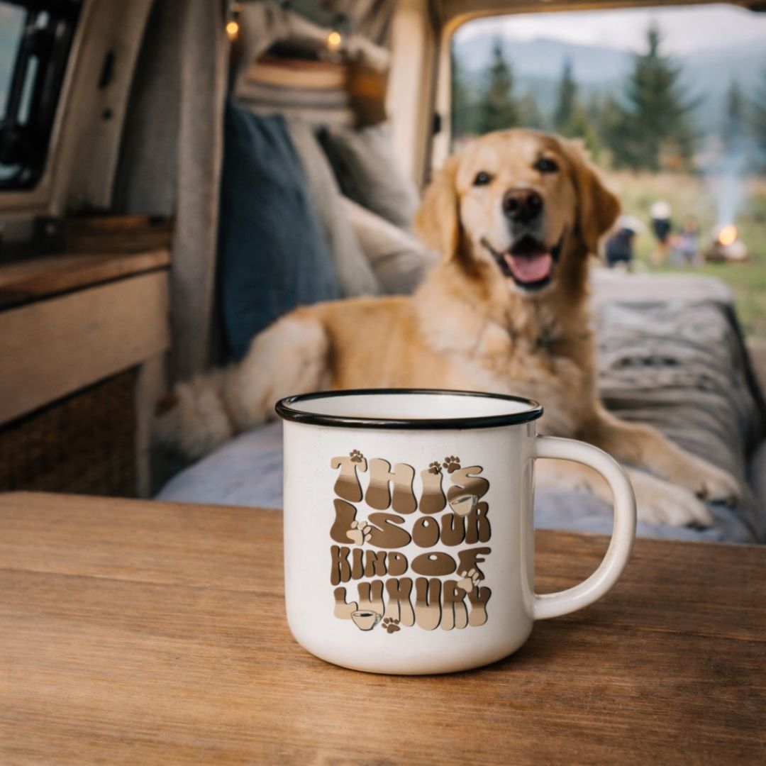 Emaille Tasse „this is our kind of luxury“ – Camping, Vanlife & Hund – Campaw – Let's Camp with Paws