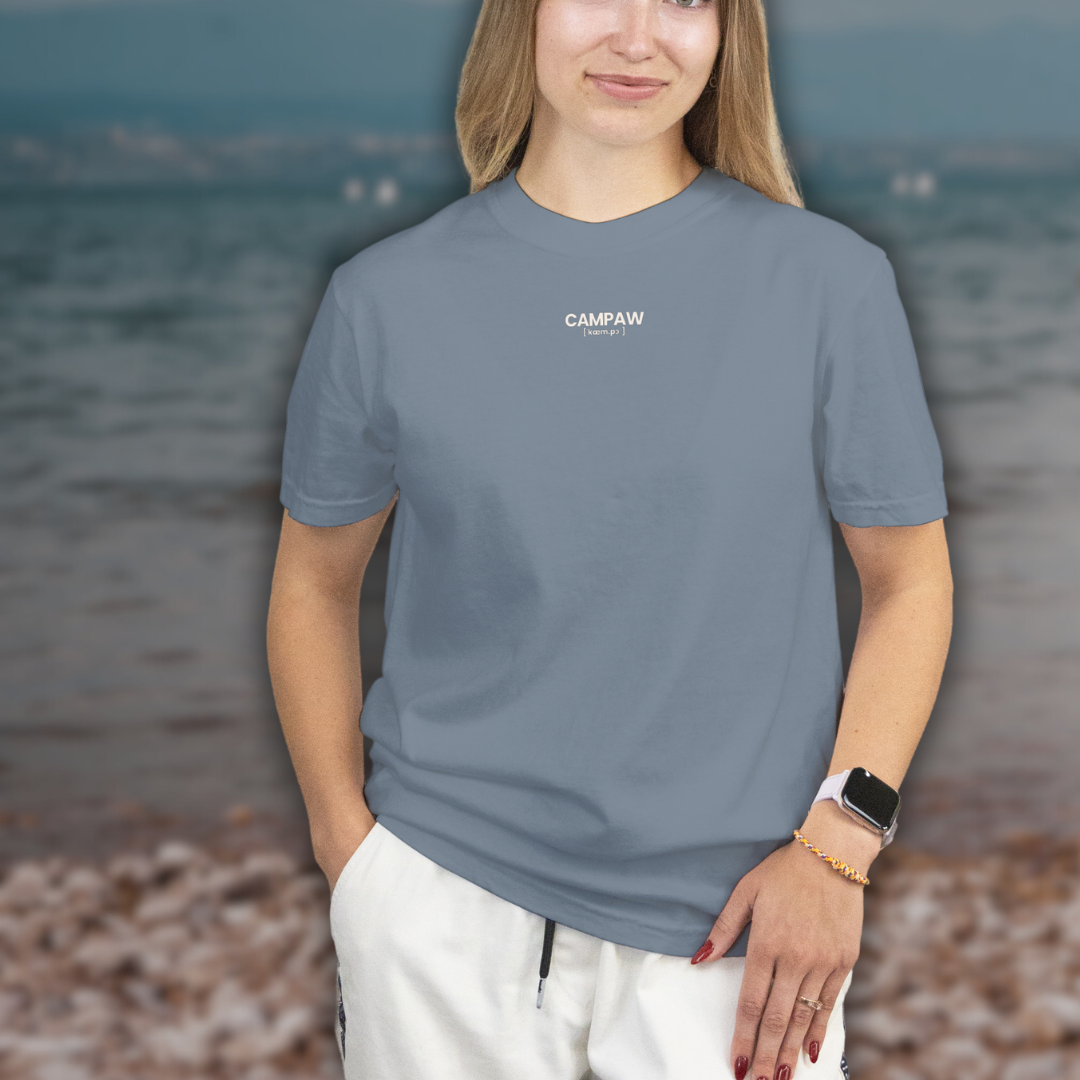Heavy Unisex T-Shirt – Outdoor Shirt für Vanlife, Camping & Hundeliebe