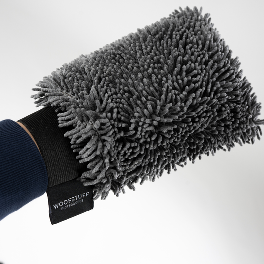 Hunde Trockenhandschuh Quick Dry in Graphit aus saugfähiger Mikrofaser
